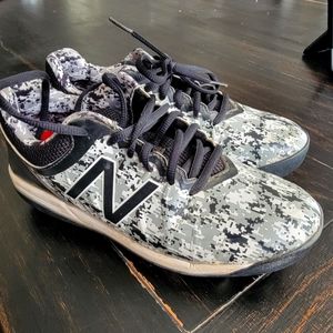 Youth New Balance Baseball cleats